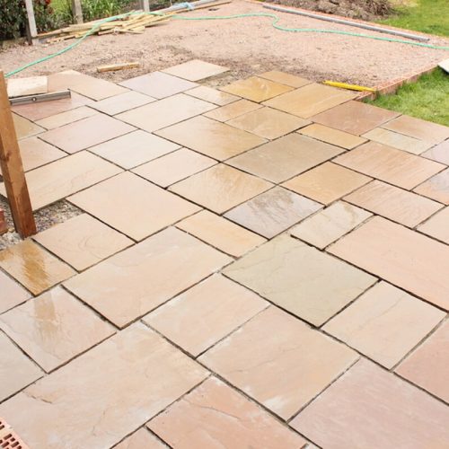 patios service garland bird 1